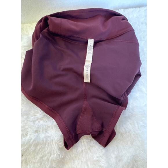 Lululemon In Movement Short *Everlux 2.5" Everlux Arctic Plum 10 - Picture 10 of 10